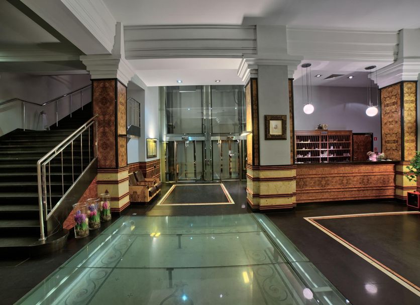 Lobby Photo