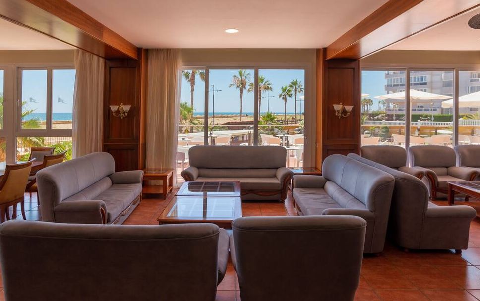 Lounge Photo
