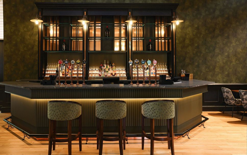 Bar Photo