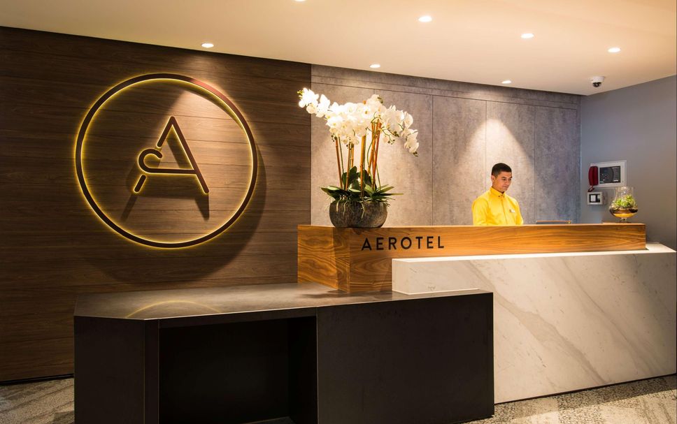 Front desk Photo