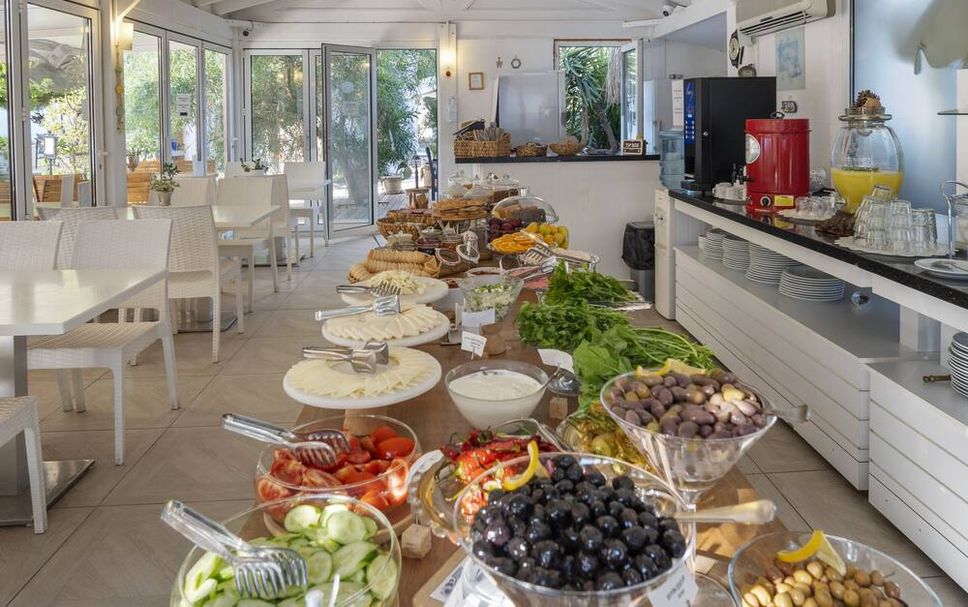 Buffet Photo