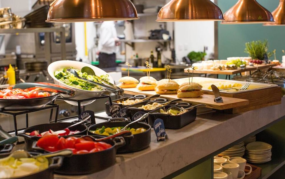 Buffet Photo