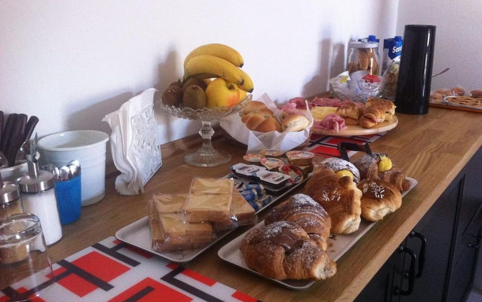 Buffet Photo