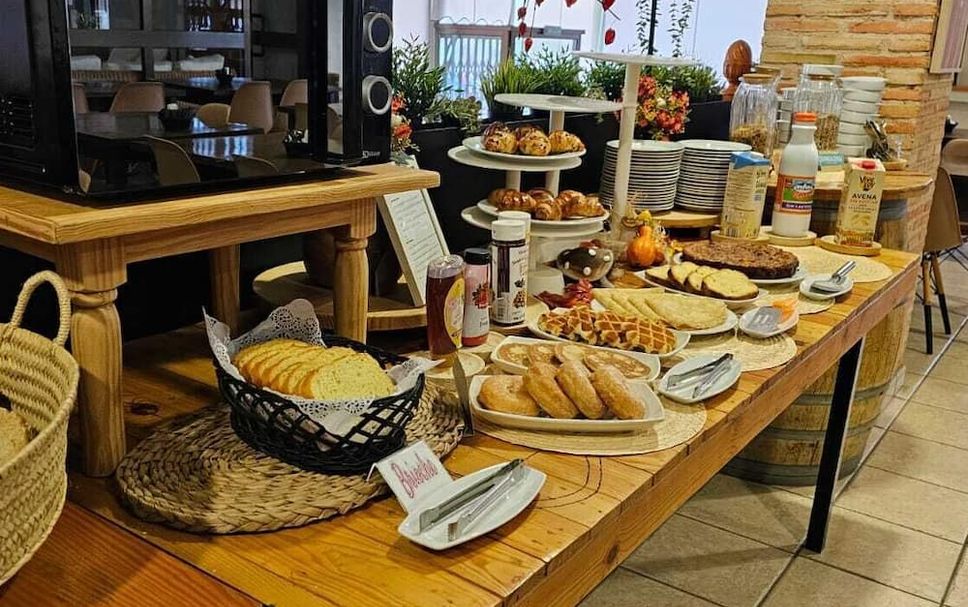 Buffet Photo