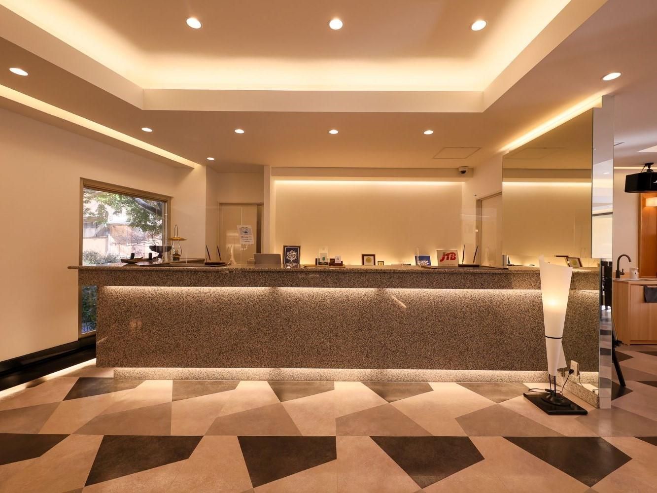 Front desk Photo
