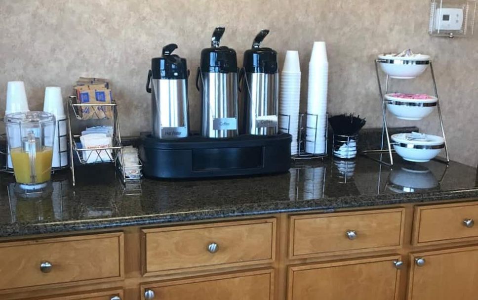Buffet Photo