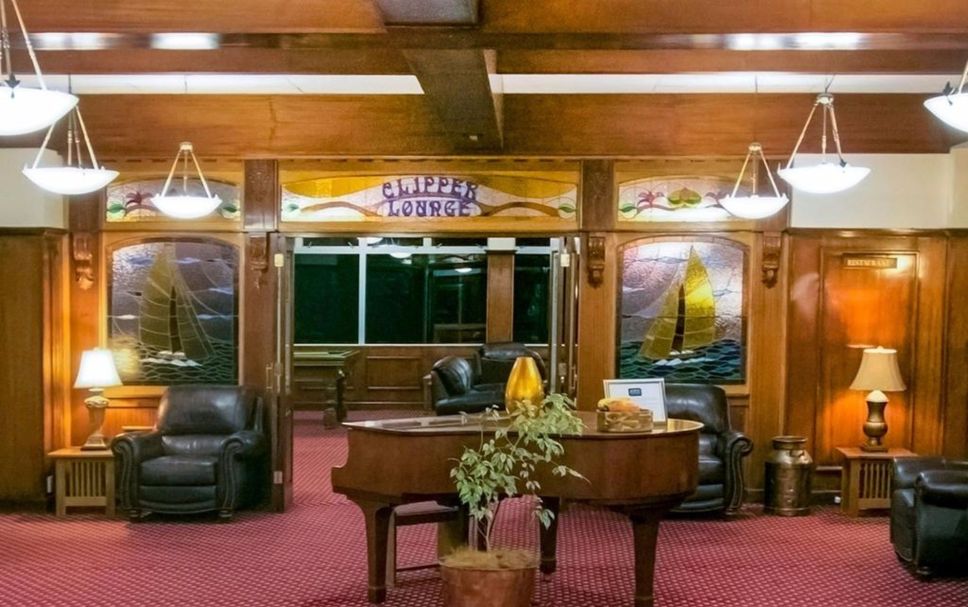 Lounge Photo