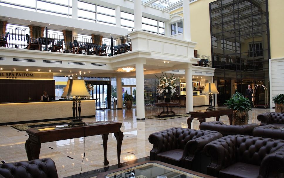 Lobby Photo