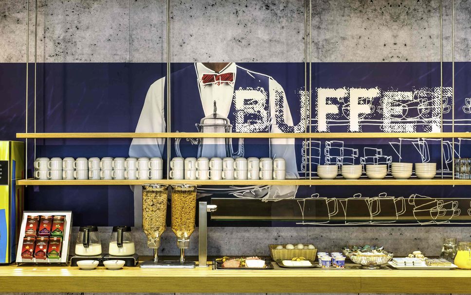 Buffet Photo