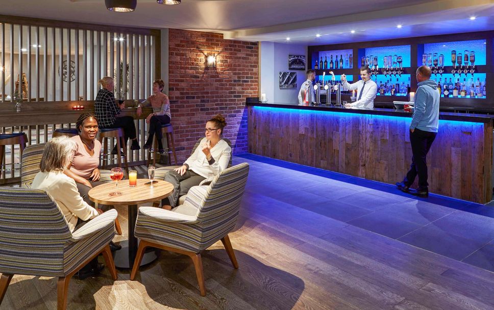 Bar Photo