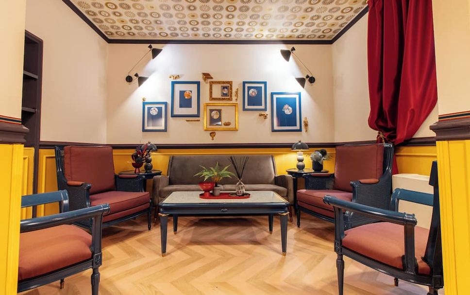 Lounge Photo