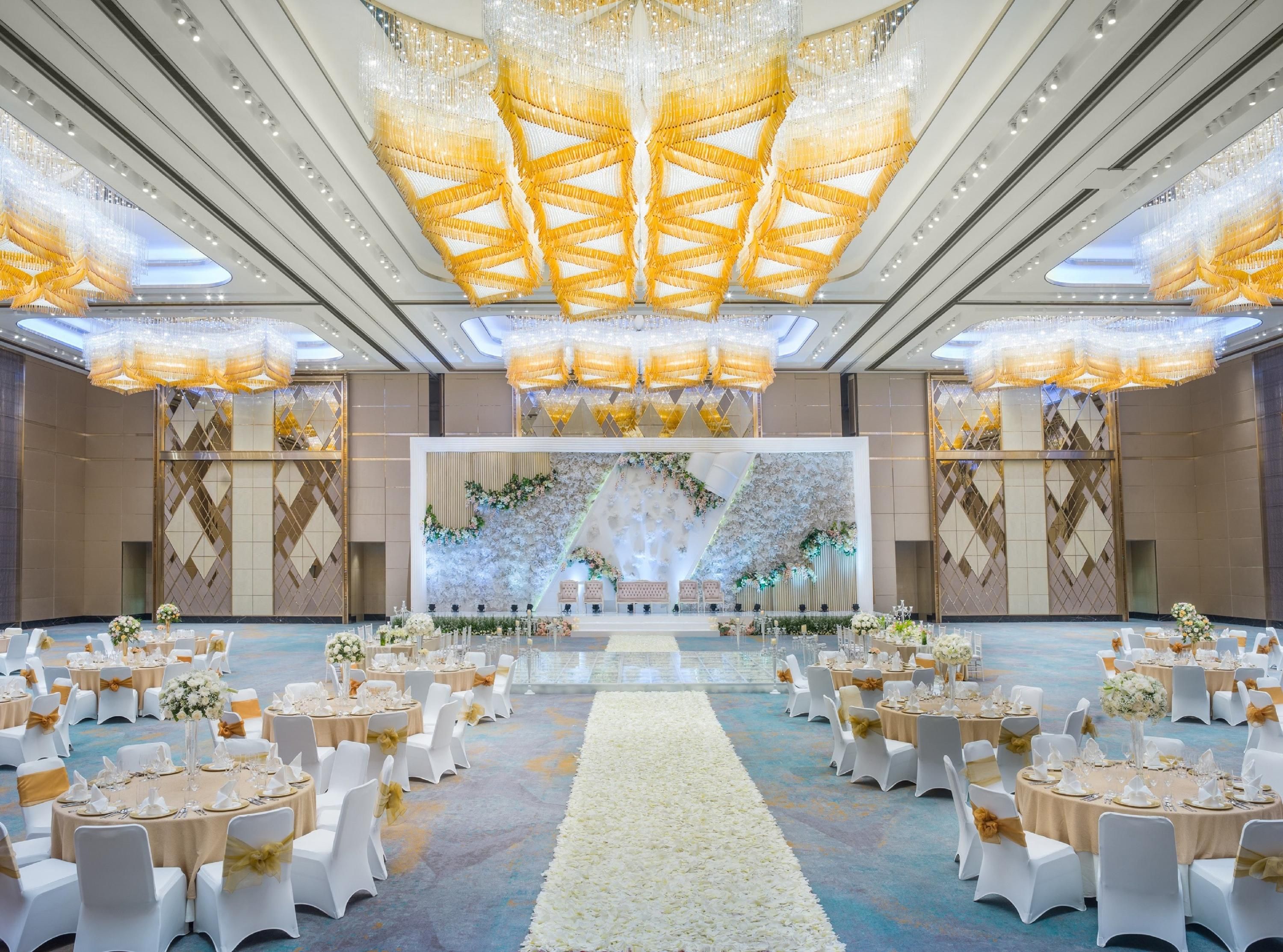 Banquet hall