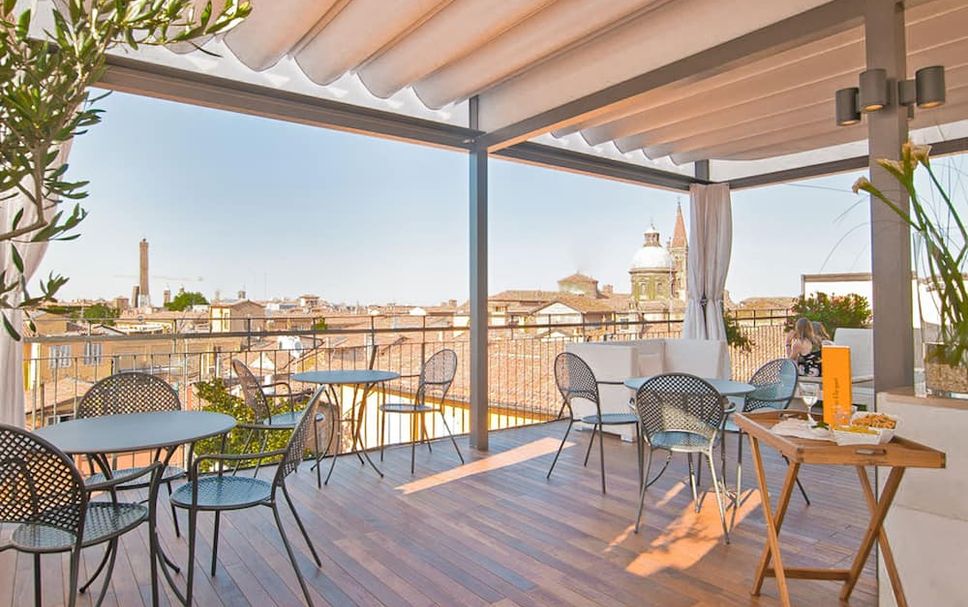 Balcony Photo