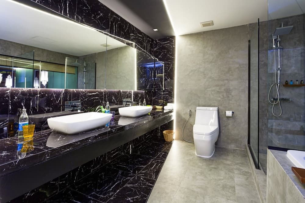 Bathroom Photo