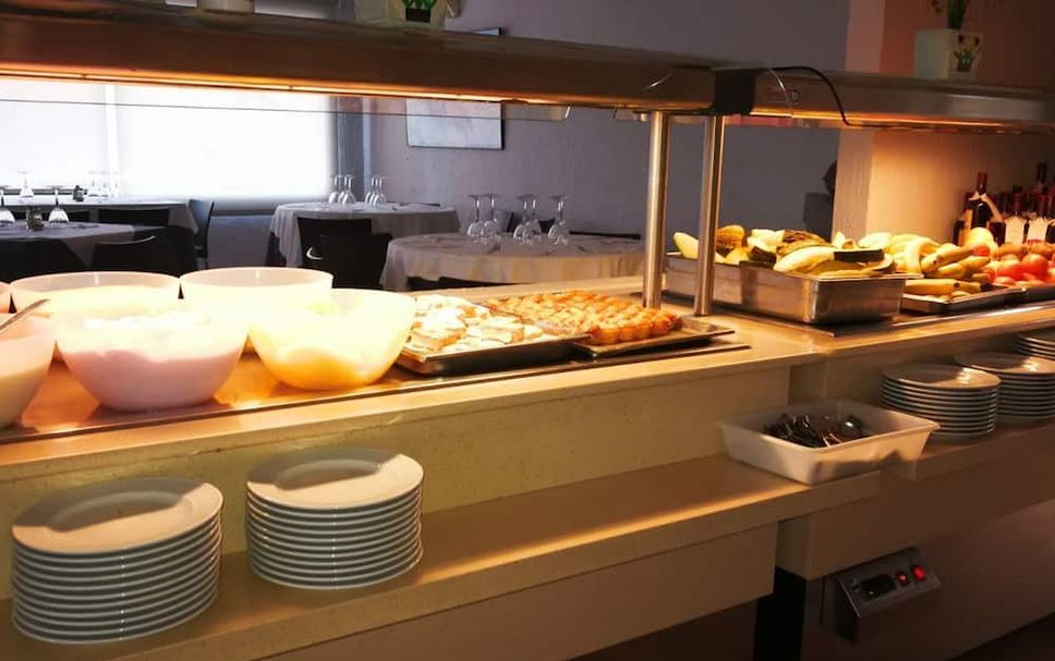 Buffet Photo