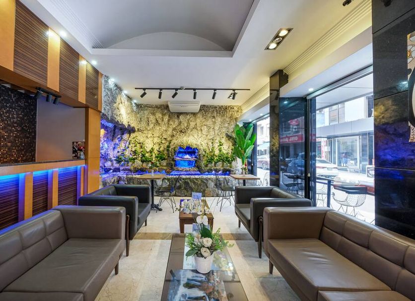 Lounge Photo