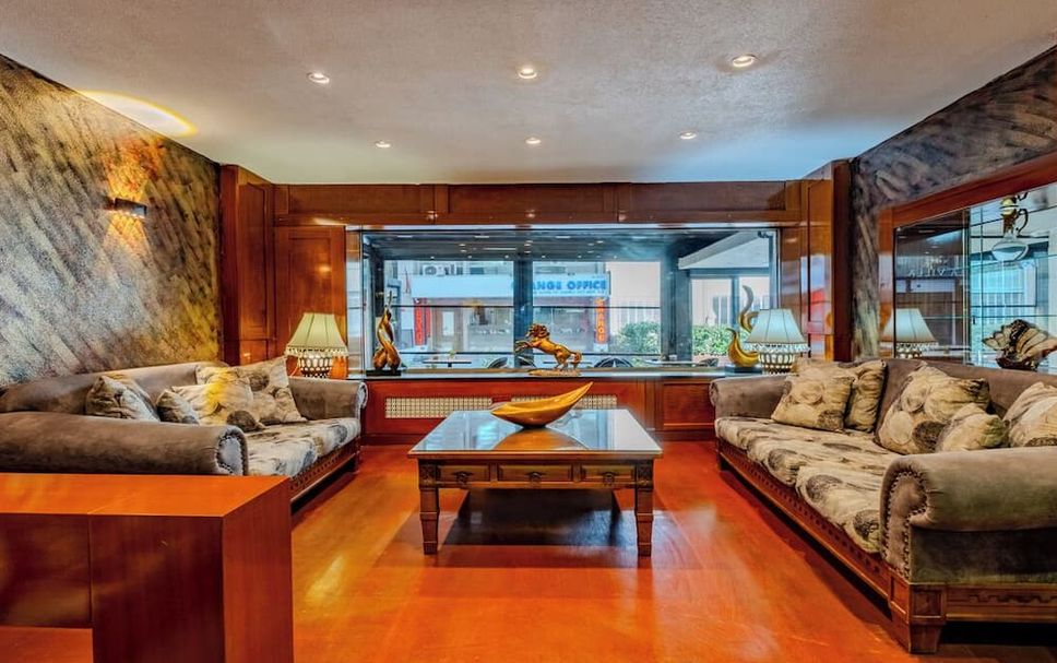 Lounge Photo