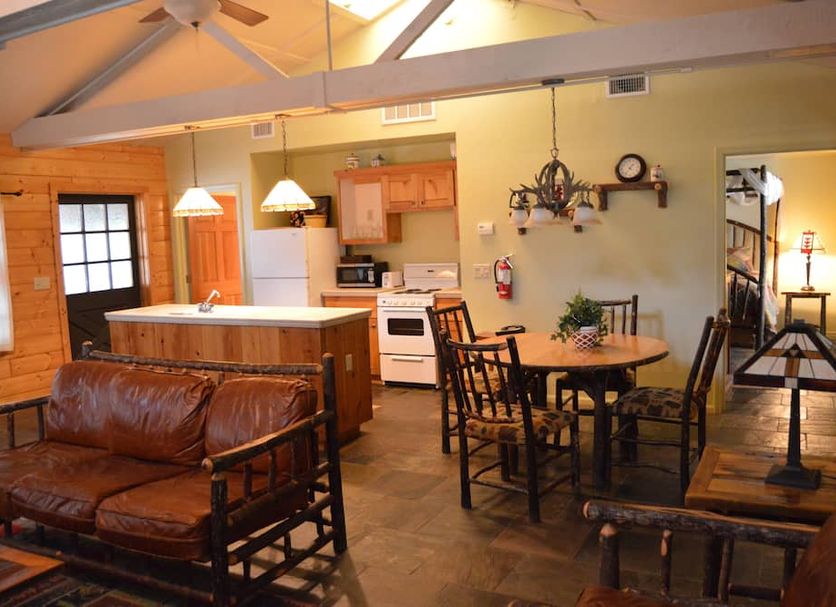 Dining room Photo