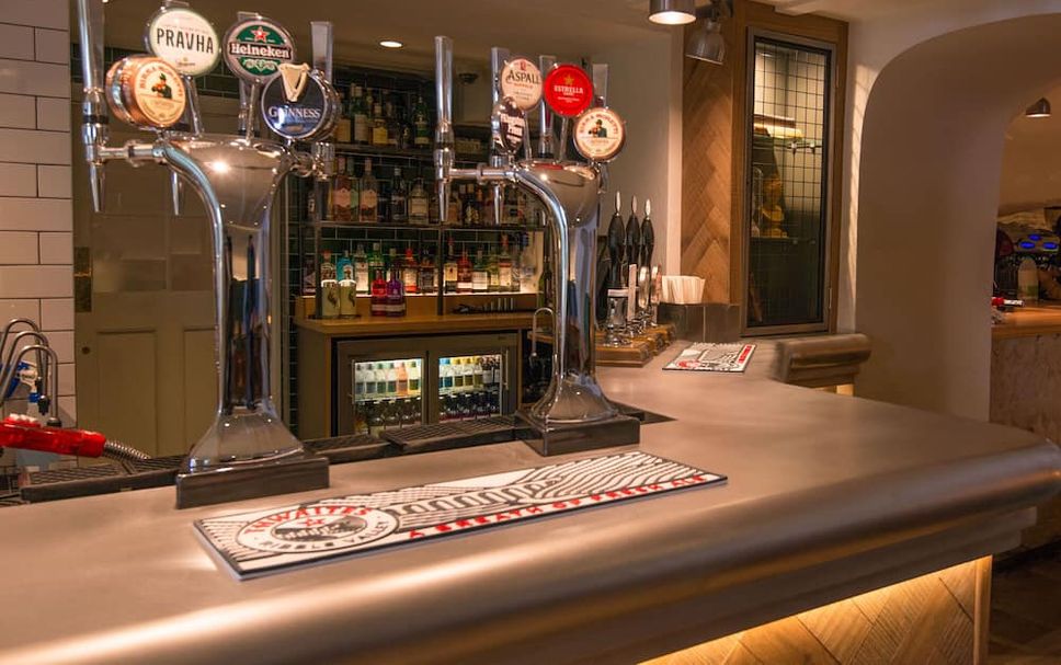 Bar Photo