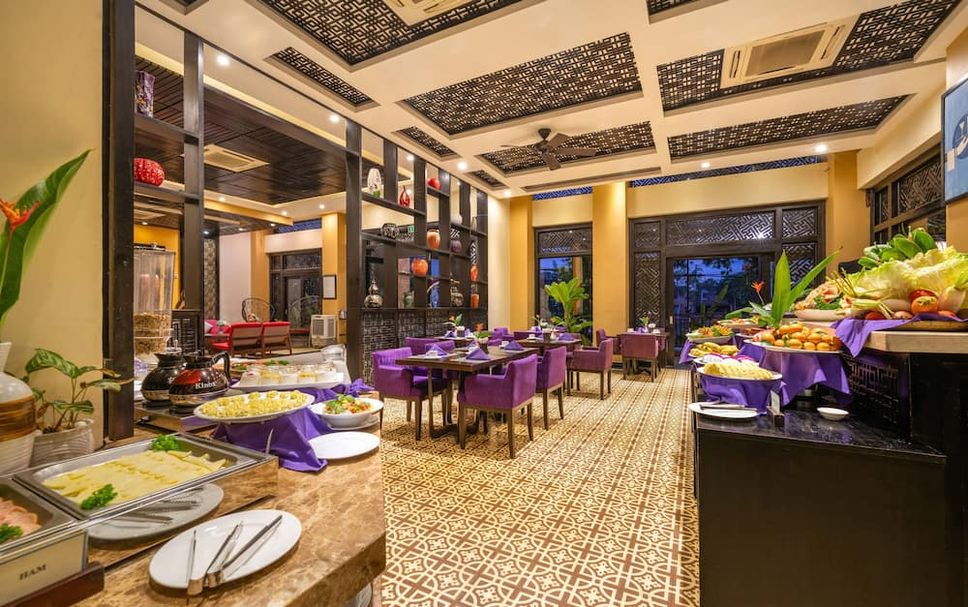 Buffet Photo