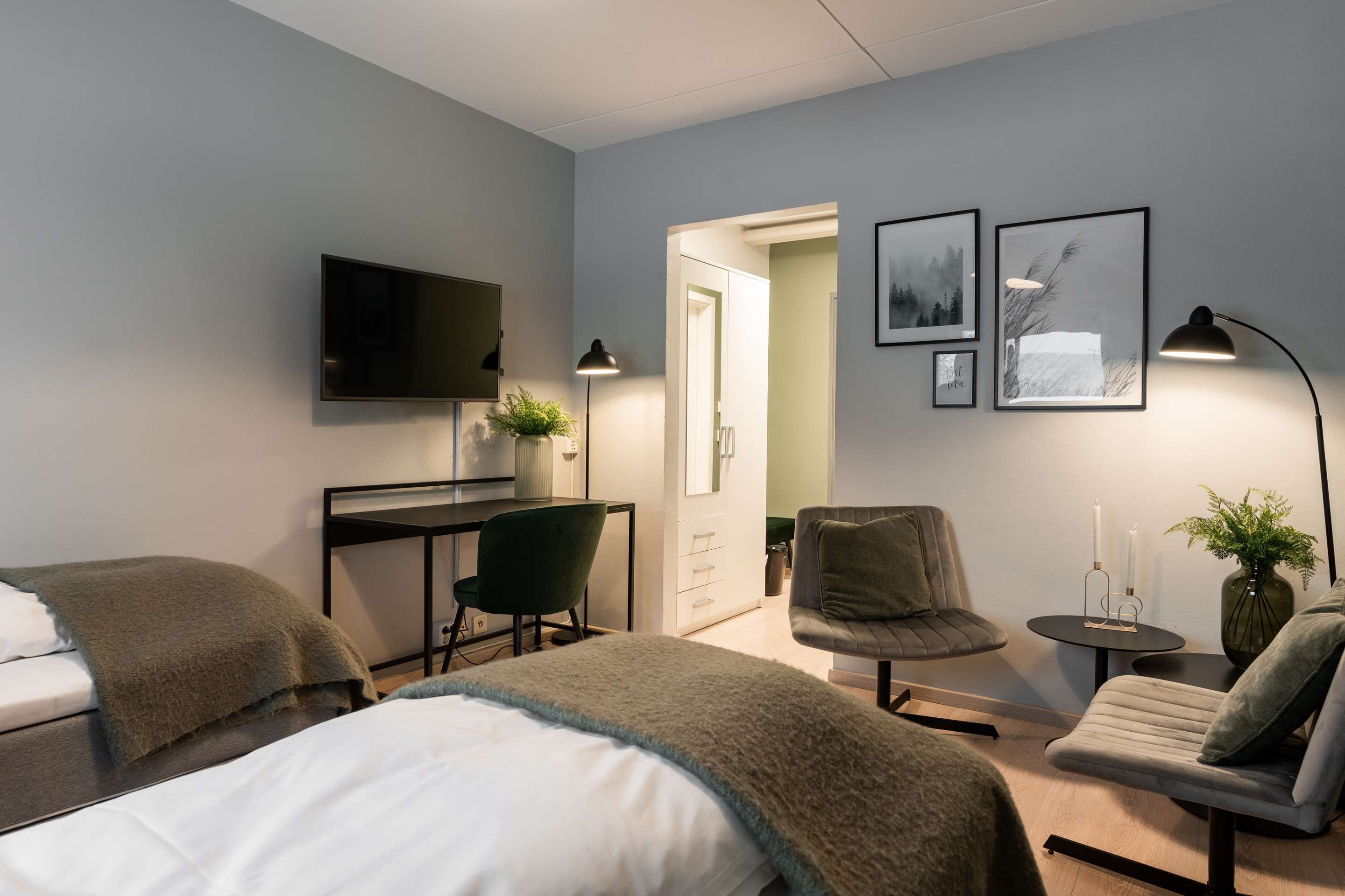 Bedroom