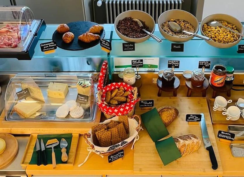 Buffet Photo