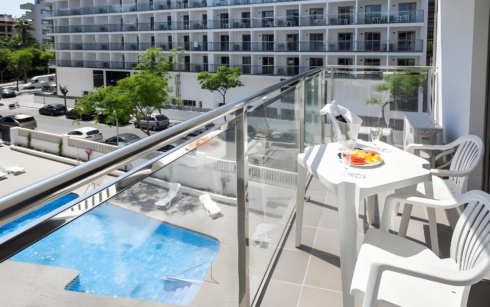 Balcony Photo