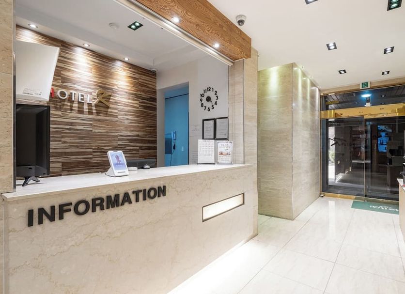 Front desk Photo