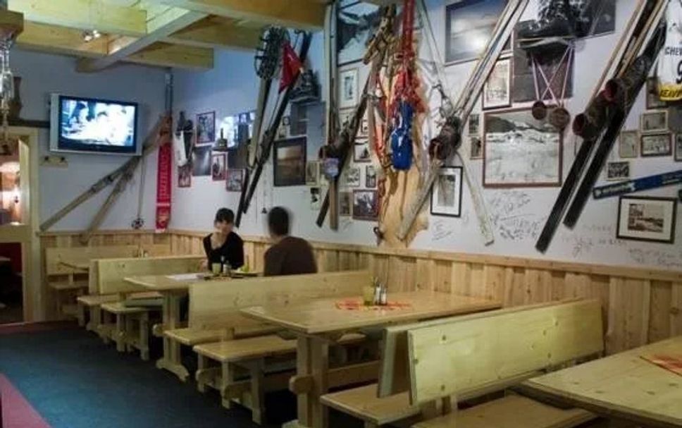 Restaurant Photo