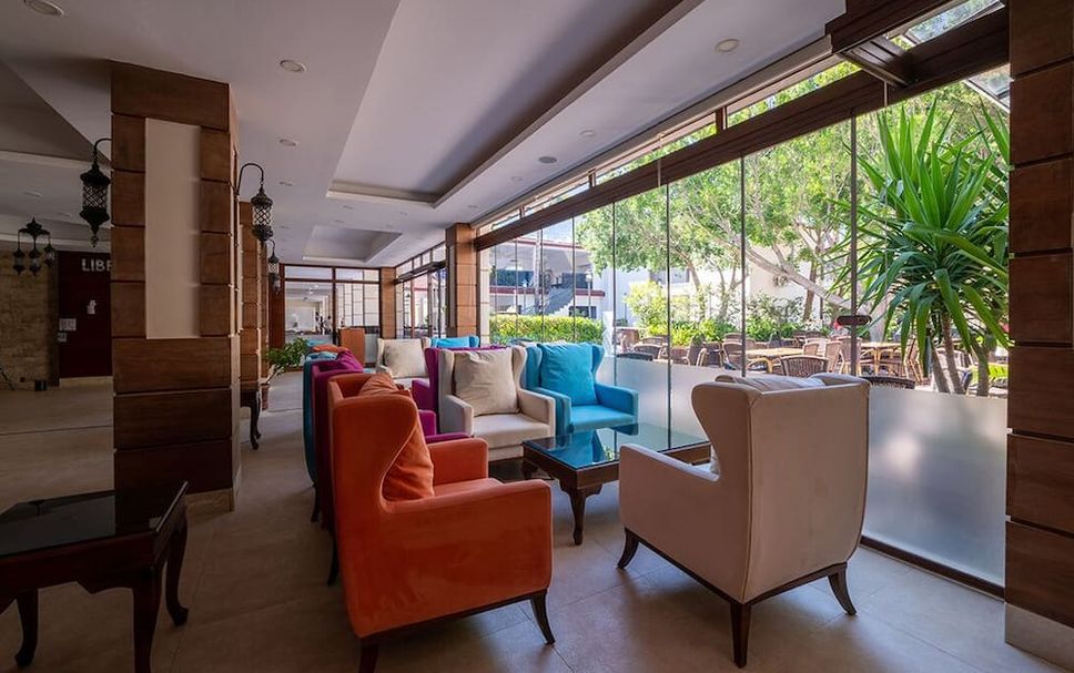 Lounge Photo
