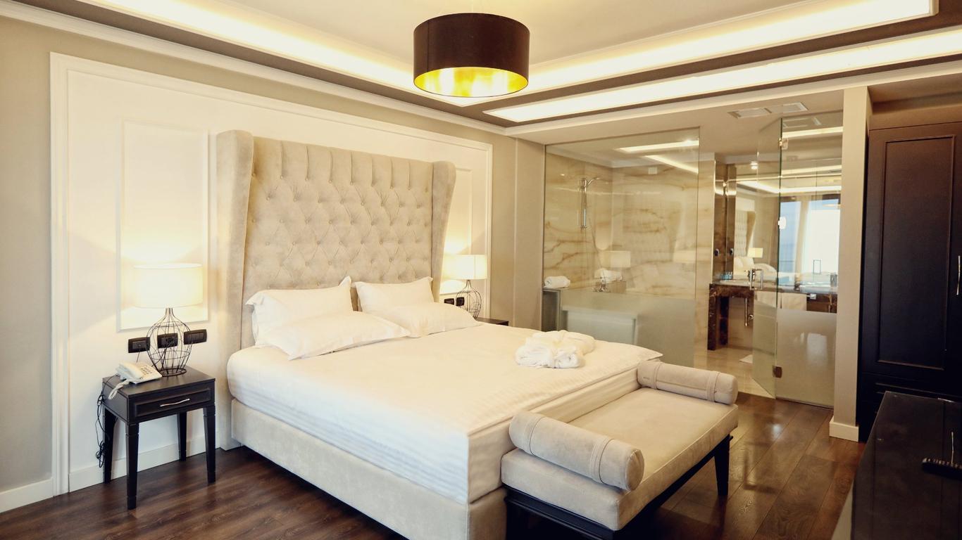 Premium Beach Hotel