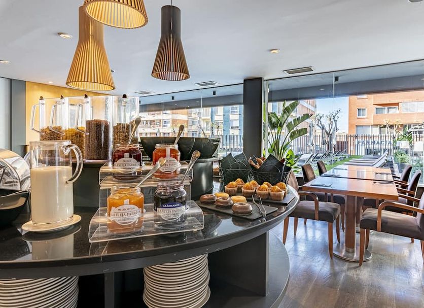 Buffet Photo