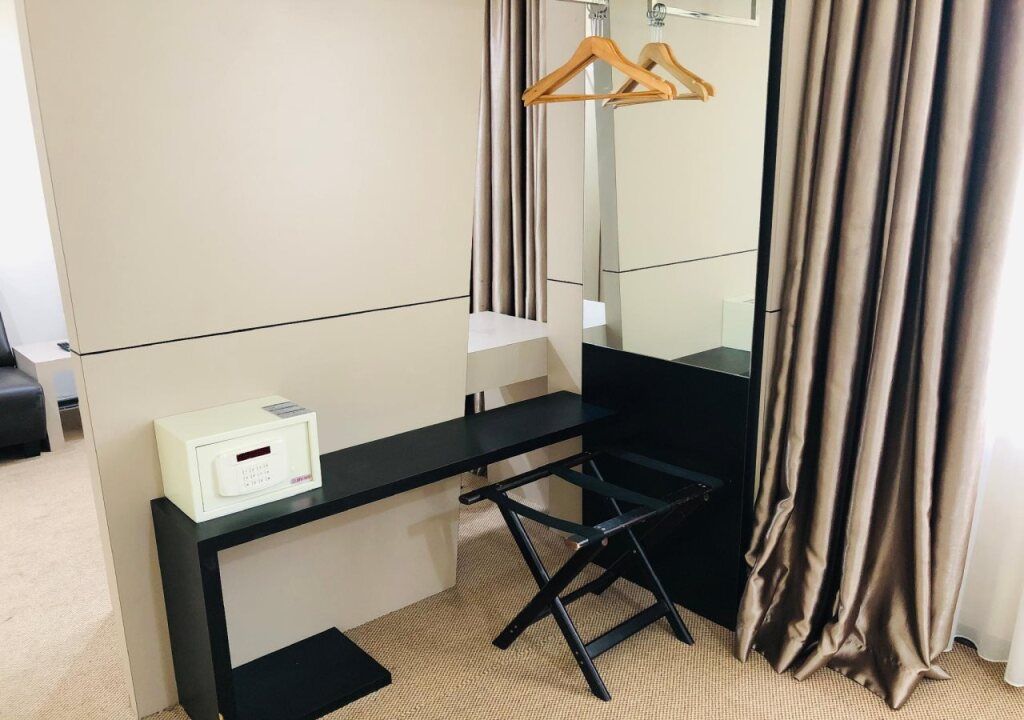 Room amenity