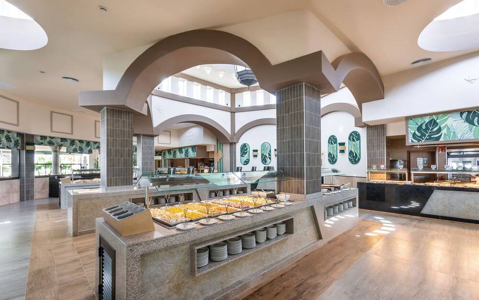 Buffet Photo