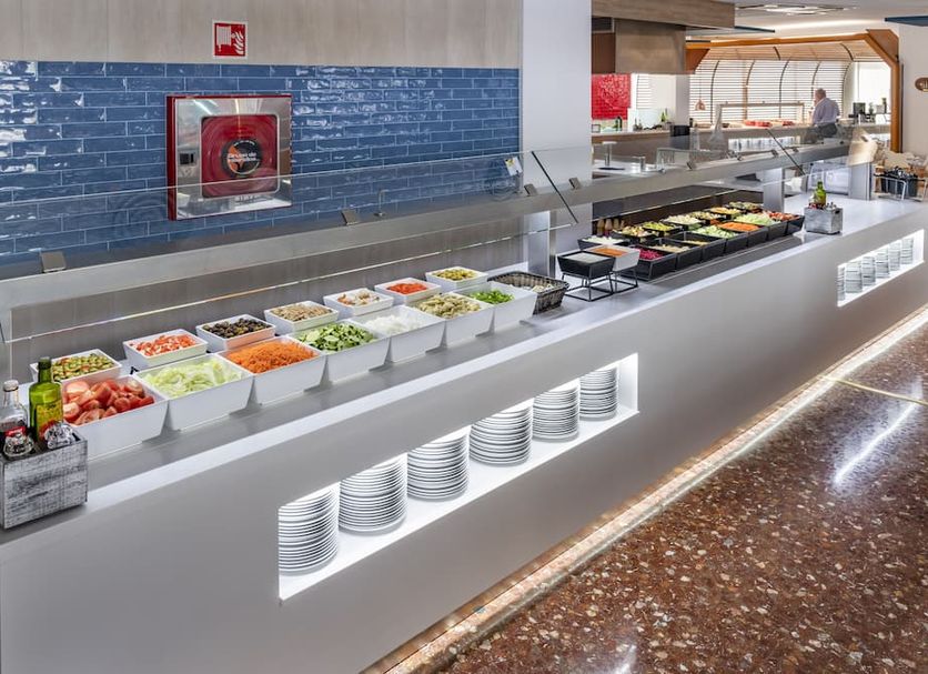 Buffet Photo
