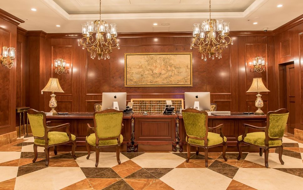 Front desk Photo