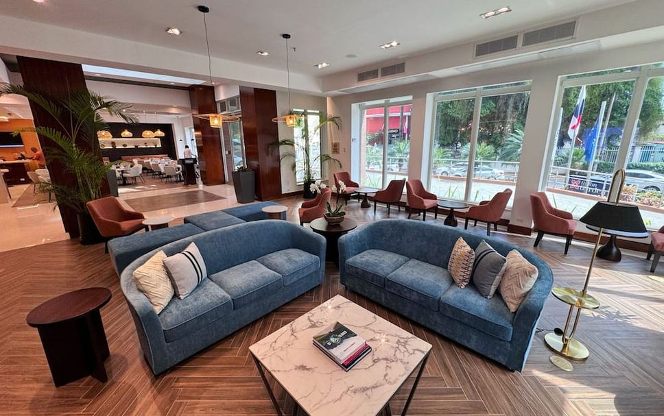Lounge Photo