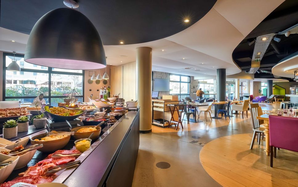 Restaurant Photo