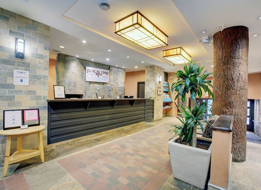 Front desk Photo