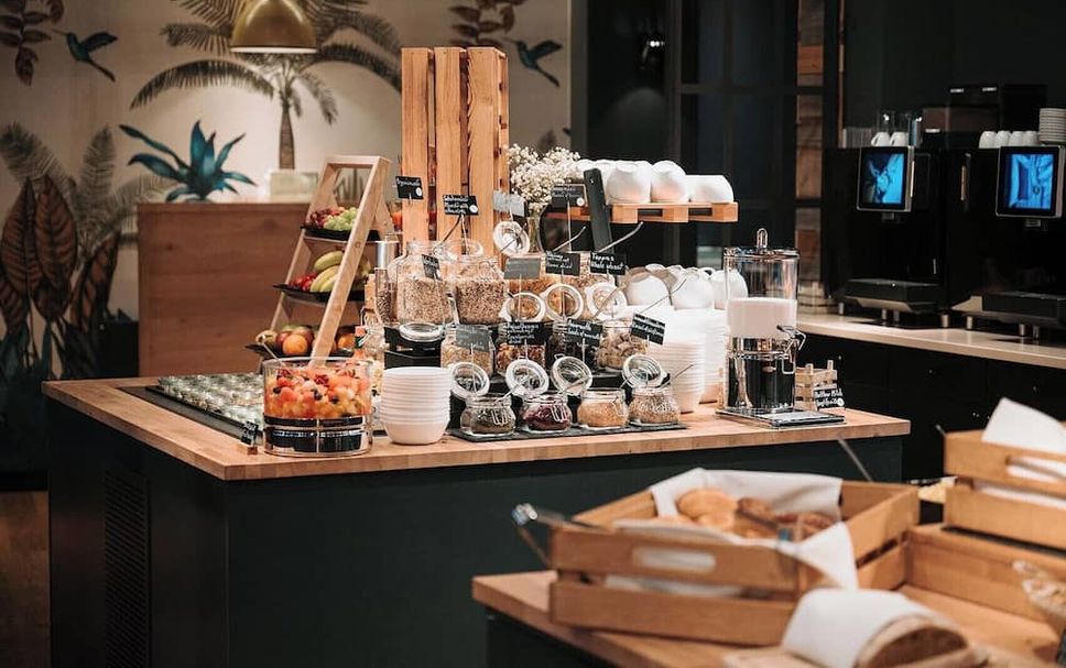 Buffet Photo