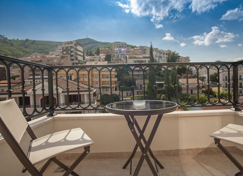 Balcony Photo