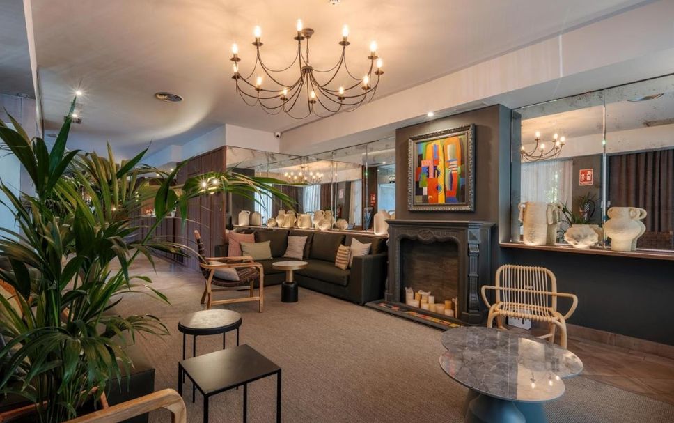 Lobby Photo
