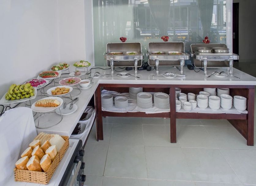 Buffet Photo