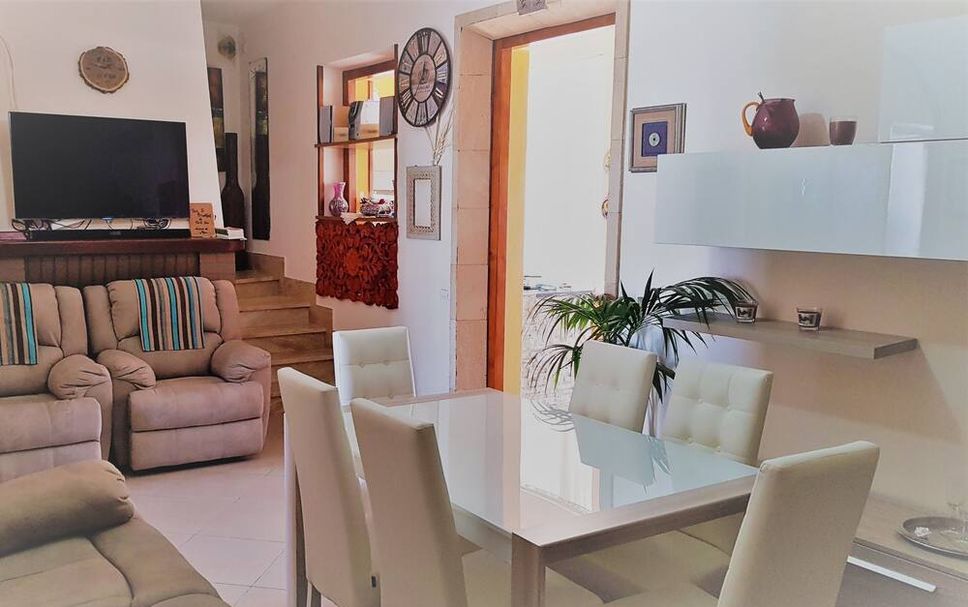 Dining room Photo