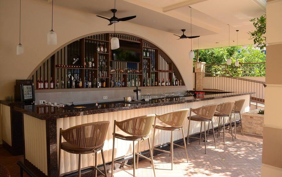 Bar Photo