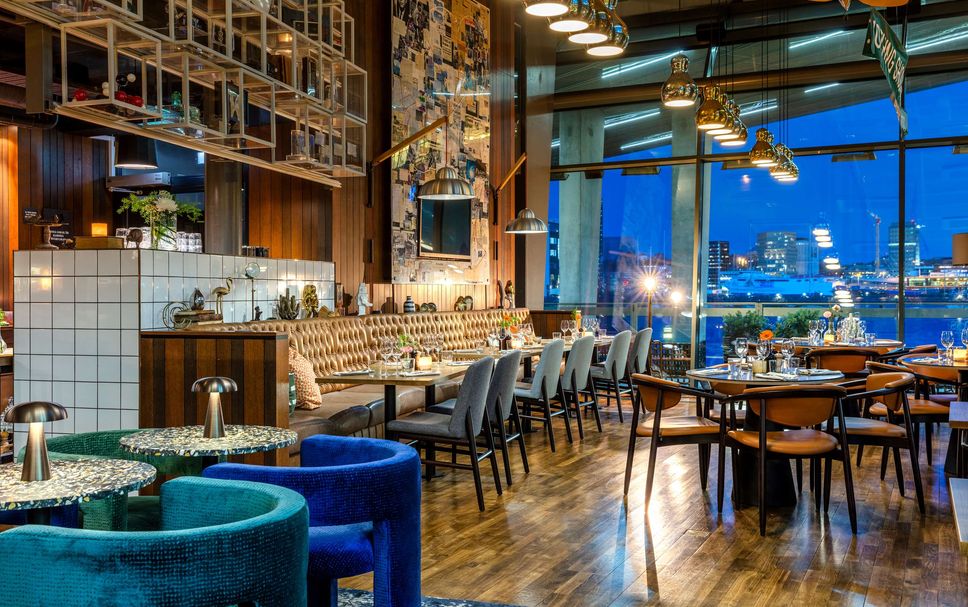 Restaurant Photo