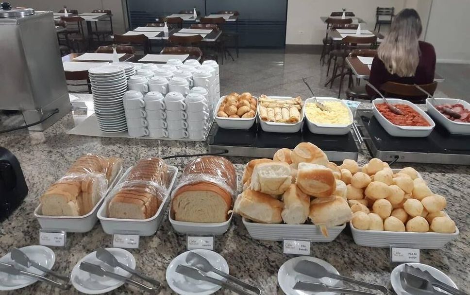 Buffet Photo