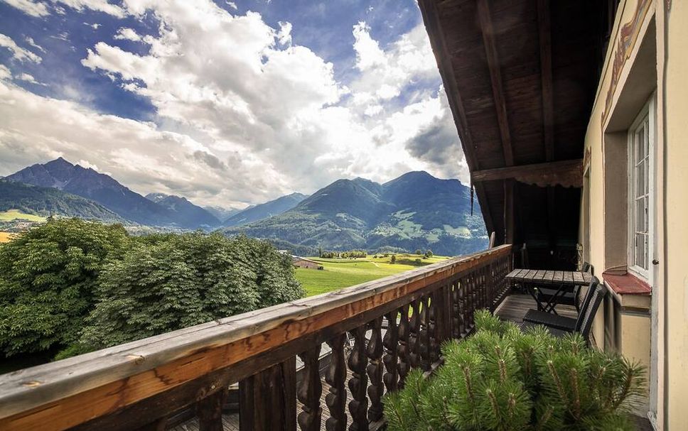 Balcony Photo