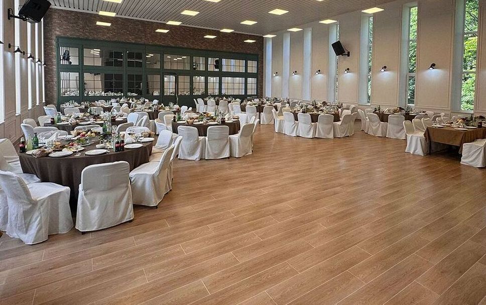 Banquet hall Photo
