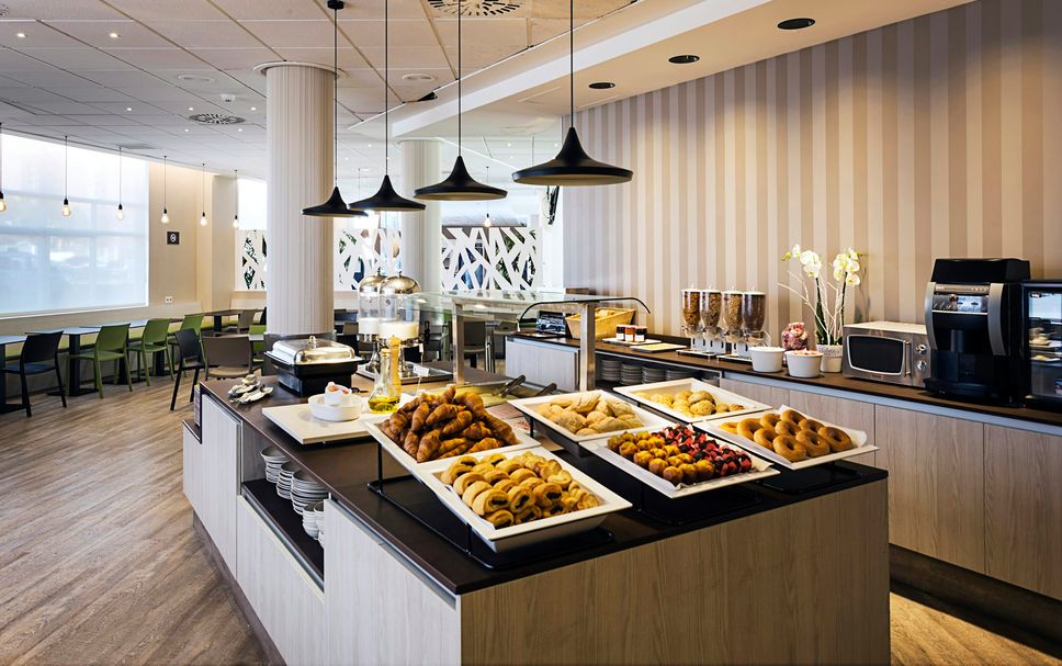 Buffet Photo